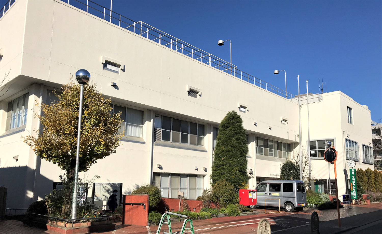 コミュニティセンター全景