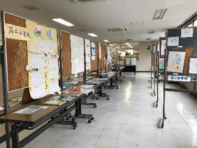 夏休みの作品展のもよう